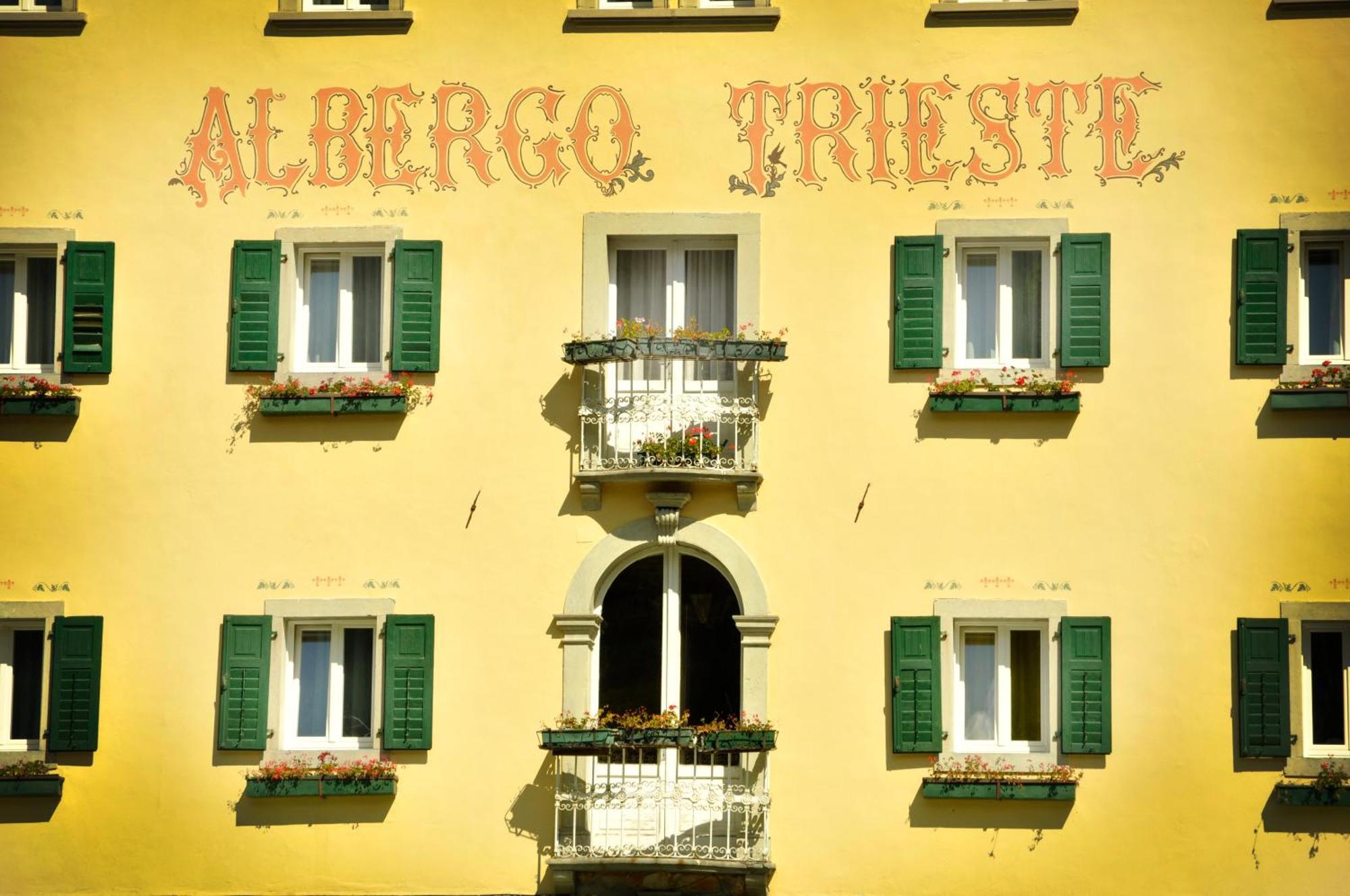 Albergo Trieste Lorenzago Di Cadore Екстер'єр фото