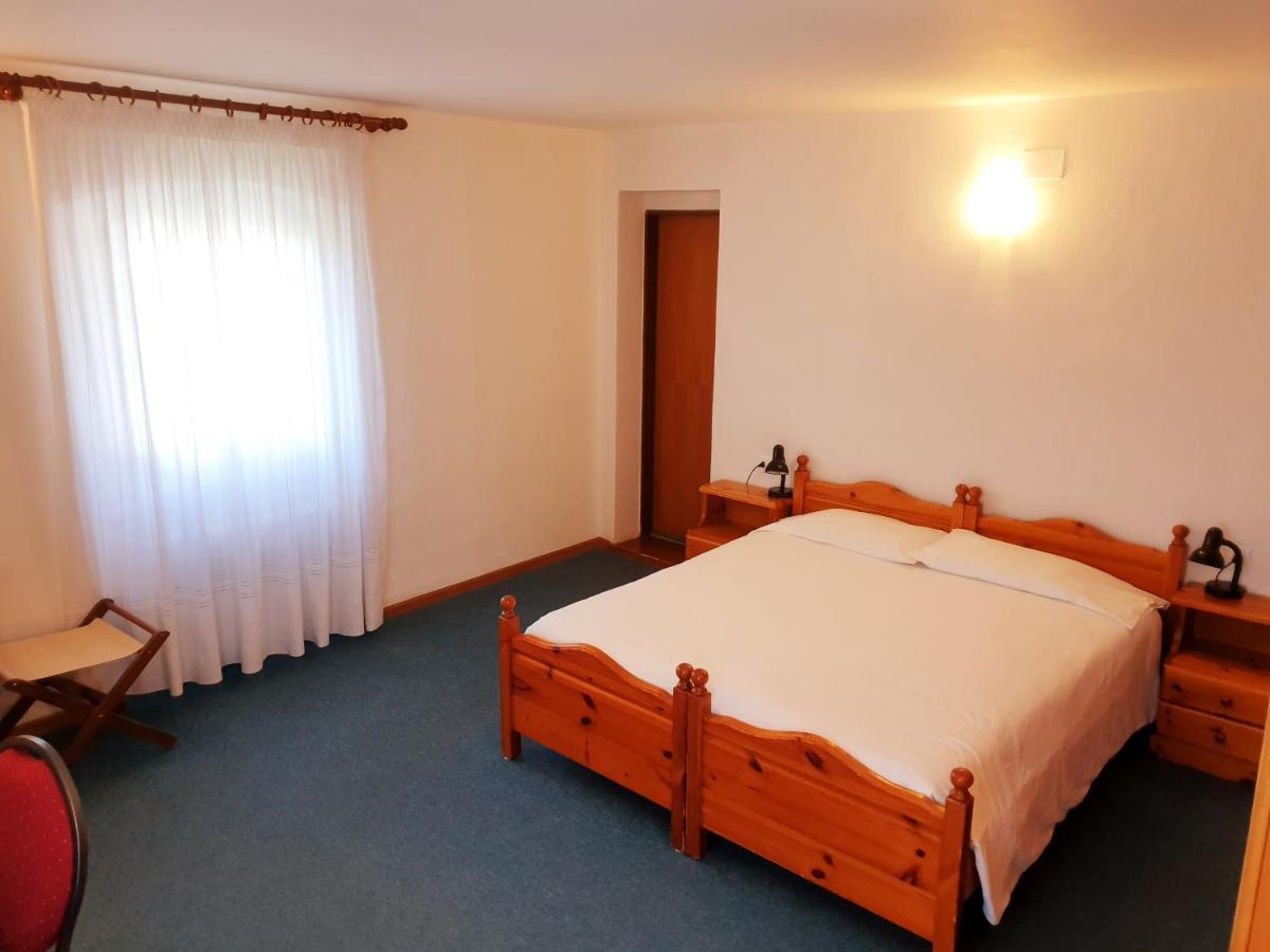 Albergo Trieste Lorenzago Di Cadore Екстер'єр фото